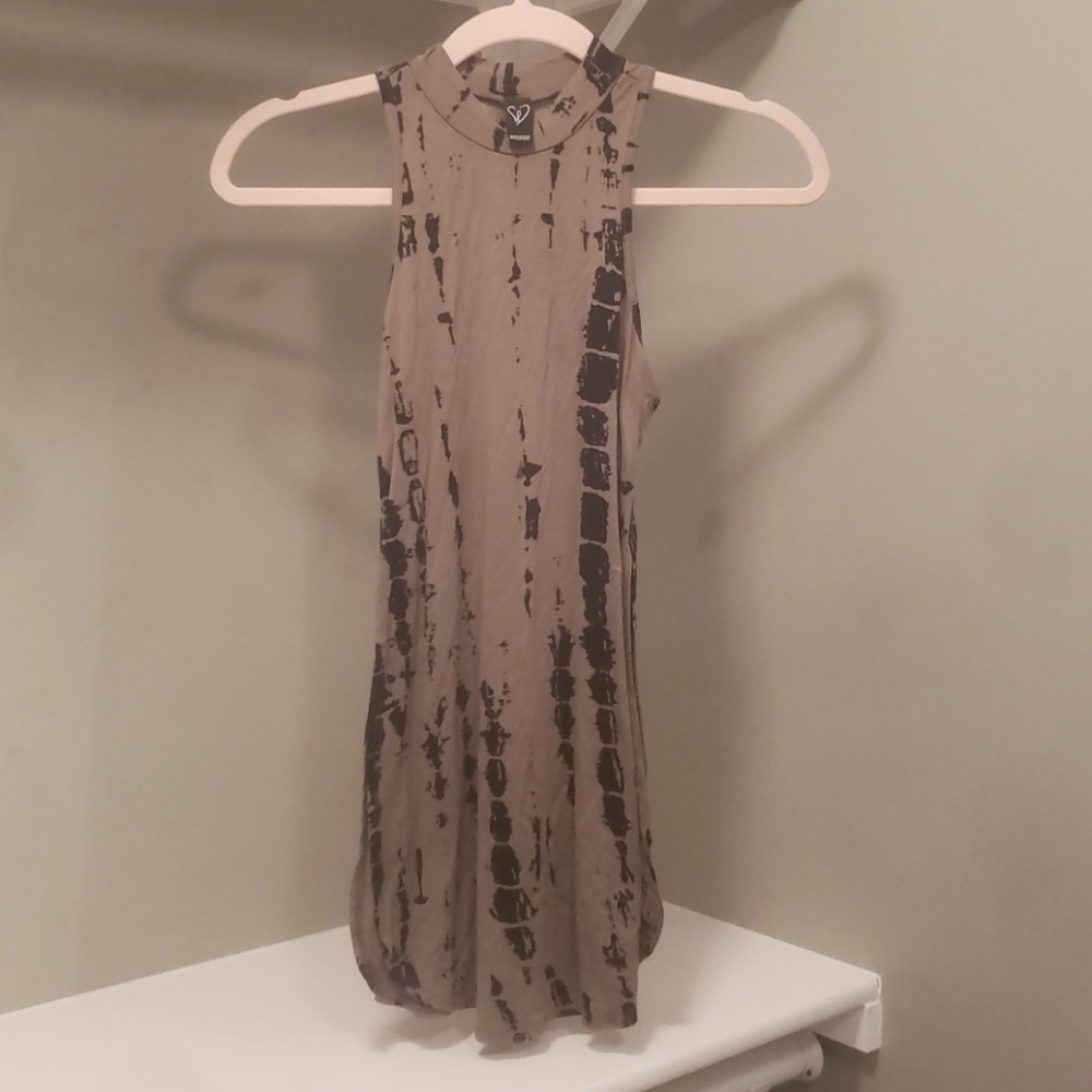 Olive and black sleeveless top